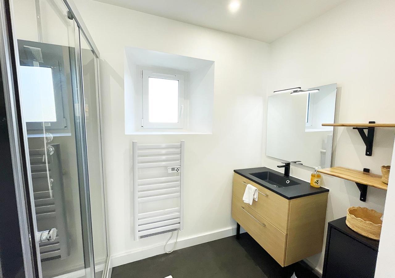 Charmant Appartement Renove Au Coeur De กงการ์โน ภายนอก รูปภาพ
